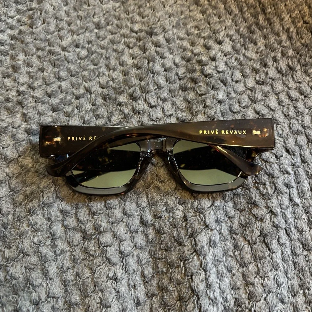 New Prive Revaux Island Girls/s Black‎ Tortoise 48 20 140 Sunglasses Vintage